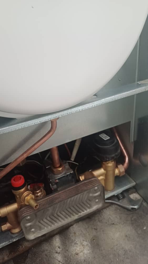 همراه همیشگی شما در نگهداری و سرویس پکیج و رادیاتور